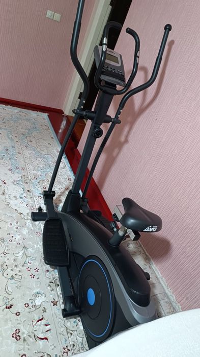 Продам эллиптический тренажер 2/1