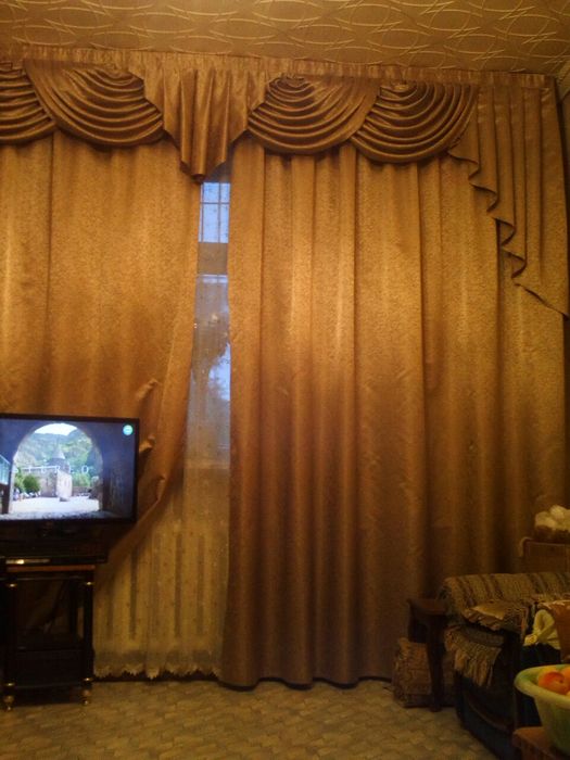 Продам шторы с ламбрекеном
