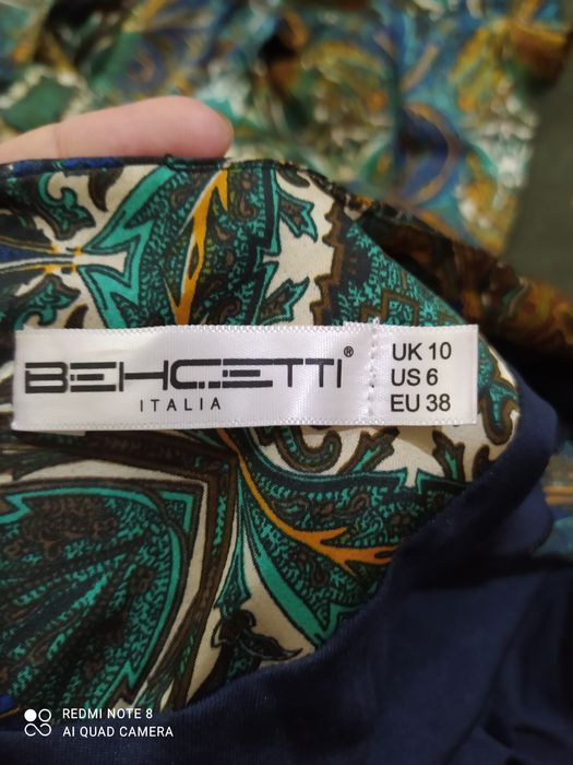 Срочно сатылады.Көйлек италиянский шёлк,супер.