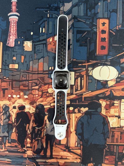 Apple Watch SE Nike Series
