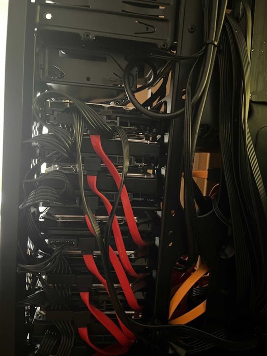 Seagate Skyhawk 4TB HDD - последен брой