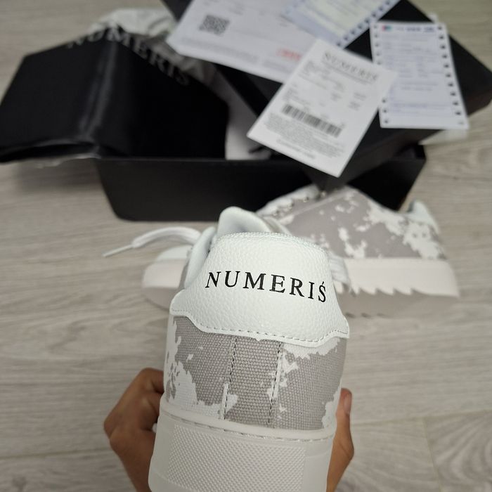 Numeris Atelier Gray full box