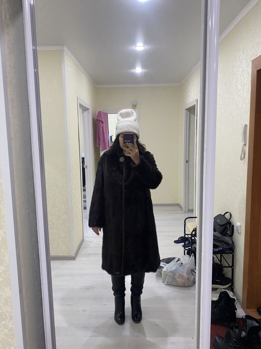 Продам шубу норковую