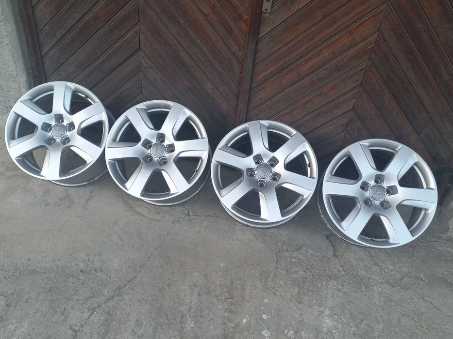 17"Ауди Оригинални  A3 А4 А6 А8 Q3 Q5 8ж ет30 66.5ц.о
