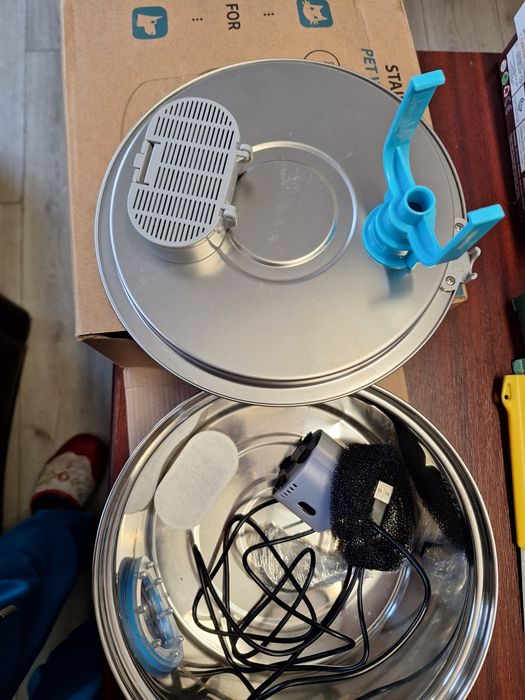 Dispensor apa din otel inoxidabil