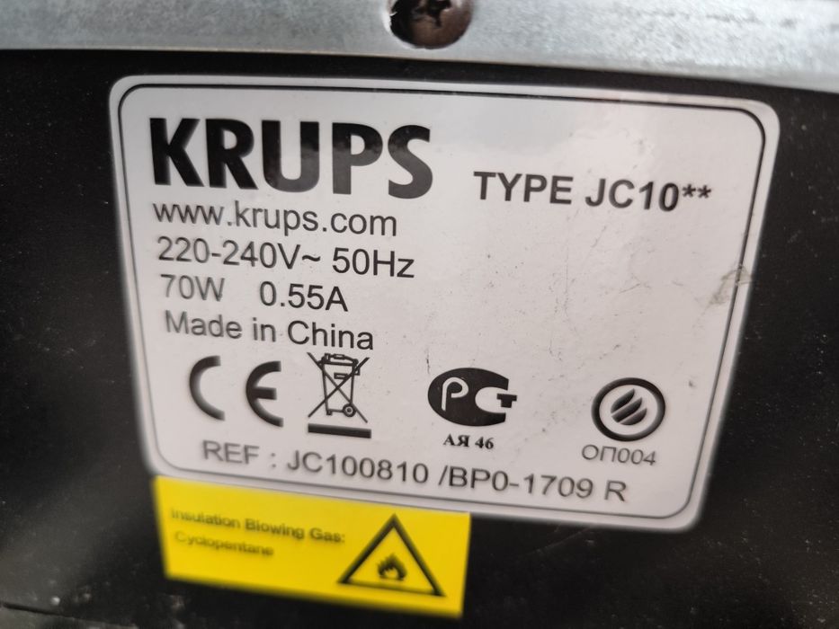 Хладилна витрина за вино Крупс