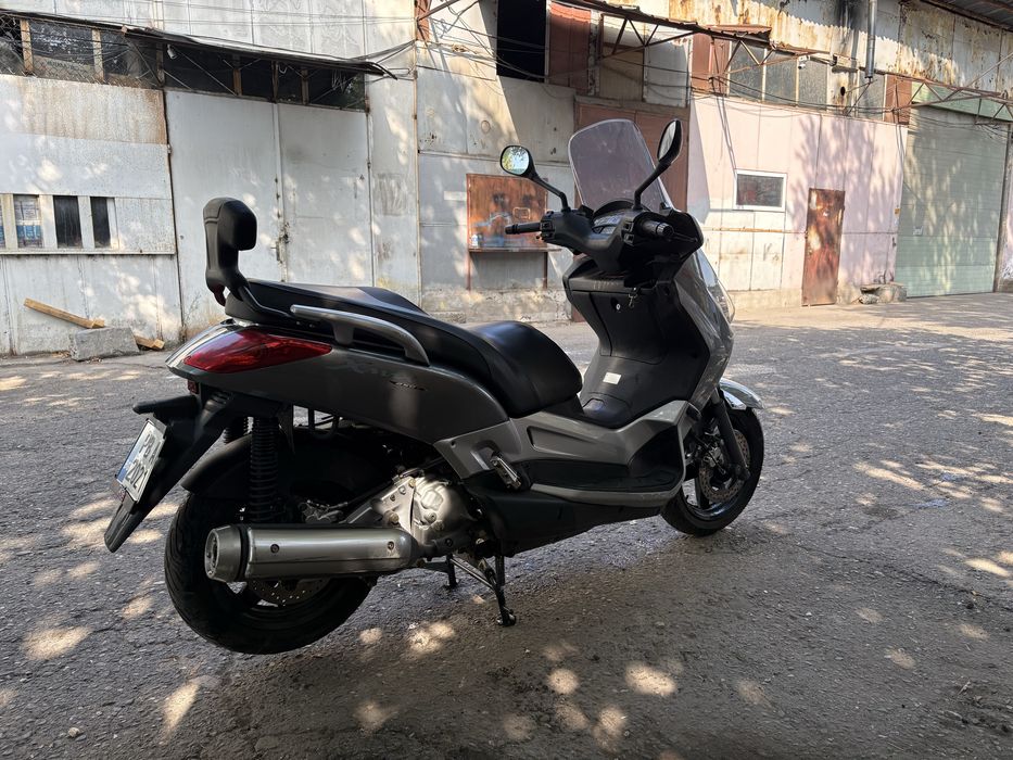 Yamaha X MAX 250i