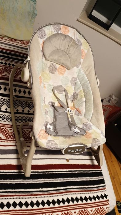 Музикален шезлонг FitchBaby