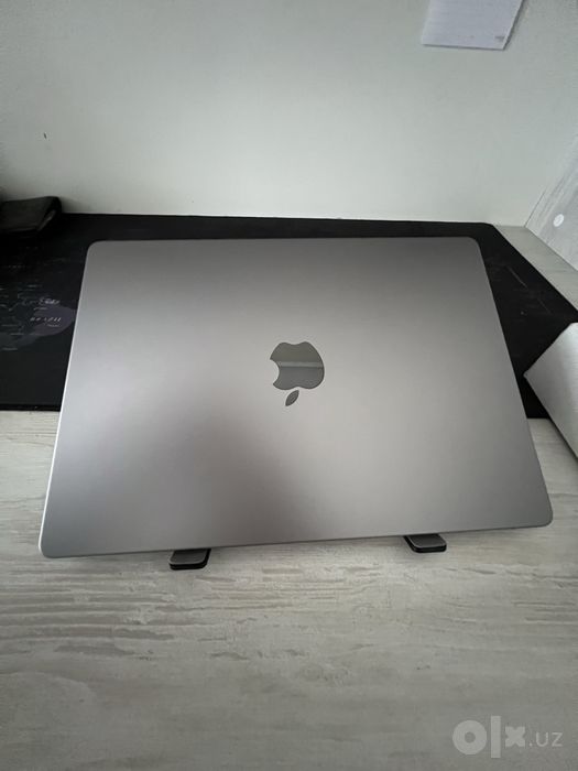 Macbook Pro M3 (1Tb)