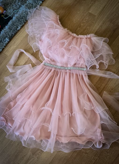 Rochie de ocazie cu umarul gol