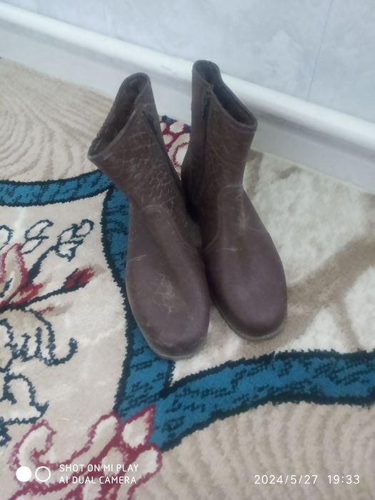 Продается резиновые сапоги с мехом 43-44 размер