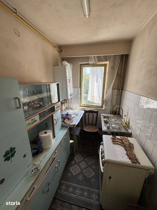 De vanzare apartament cu 3 camere zona Cina