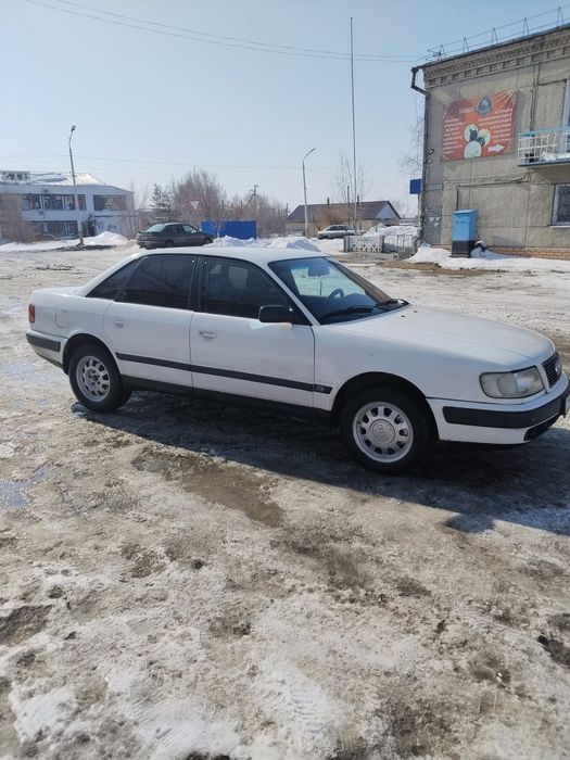 Продам Ауди 100 с4.