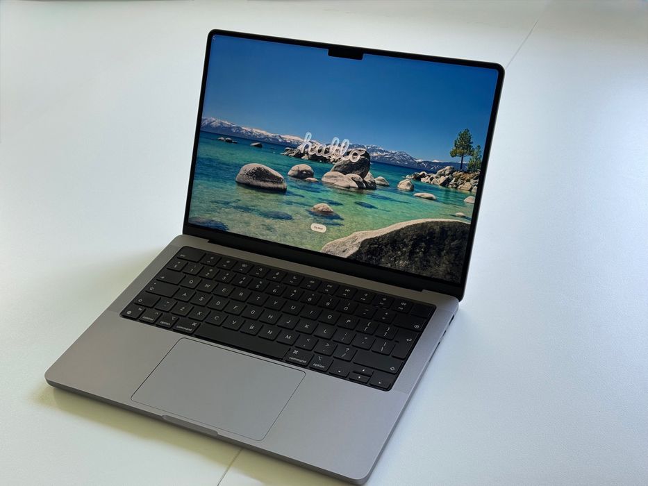 MacBook Pro 14” M1 Pro 16GB 1TB Space Gray — impecabil, battery health 93%