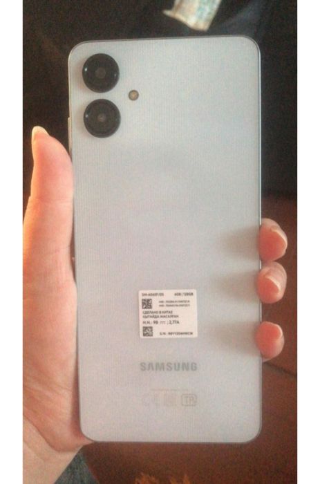 Самсунг телефон  А05