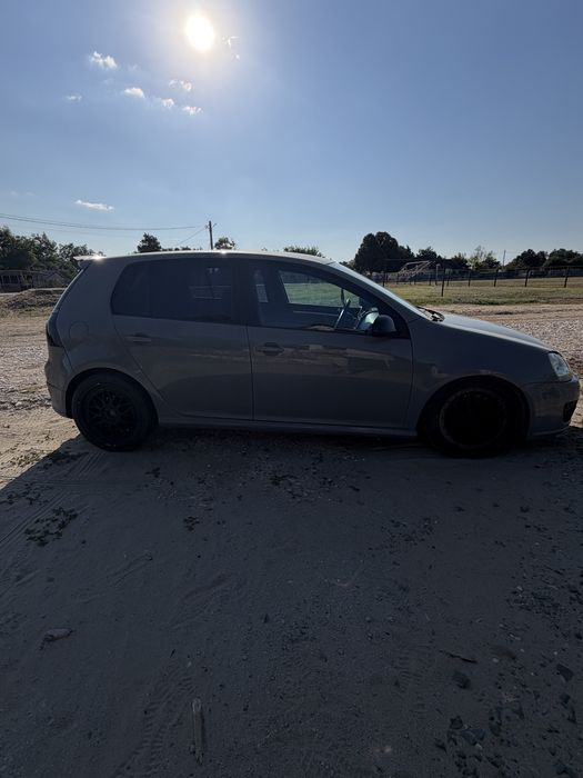 Golf 5 GTI  vand/schimb
