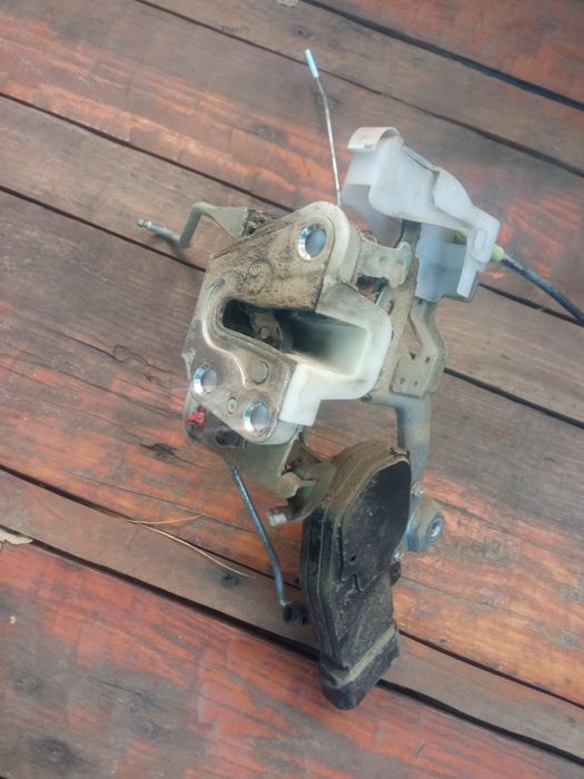 Geam macara broască stânga față C1, 107, Aygo