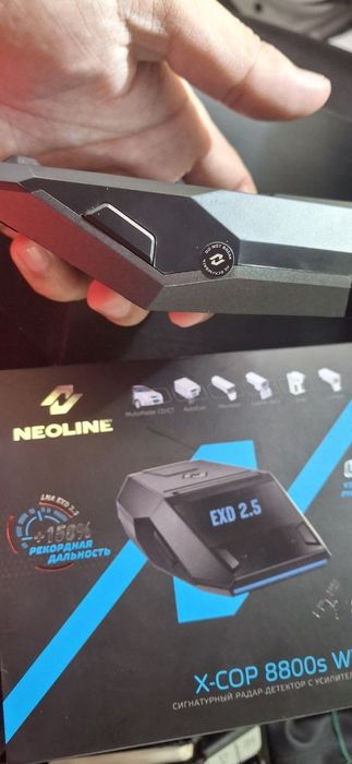 NEOLINE 8800 s black wifi идеалном состоянии почти новый 1 неделю полз