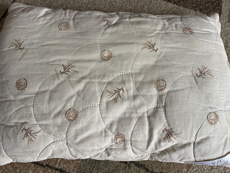 продам подушки в хорошем состоянии