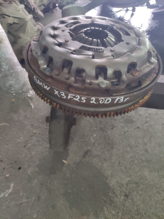 Демпферн маховик за BMW X3 F25 2.0d