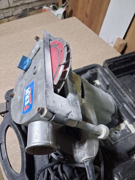 Техника,която не се ползва,нови ел.лампи и др.