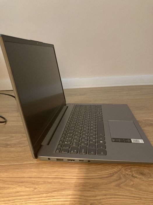 Lenovo ideapad 3