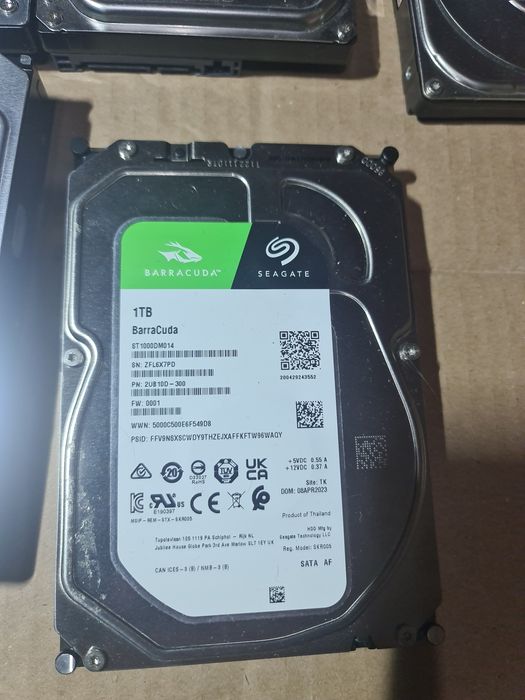 Hard Diskuri 500gb , 250gb, 160gb