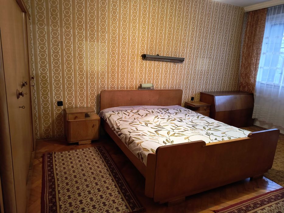 Дава се под наем Тристаен апартамент в Дупница - 85 кв.м за 229.5 € - Снимка #4