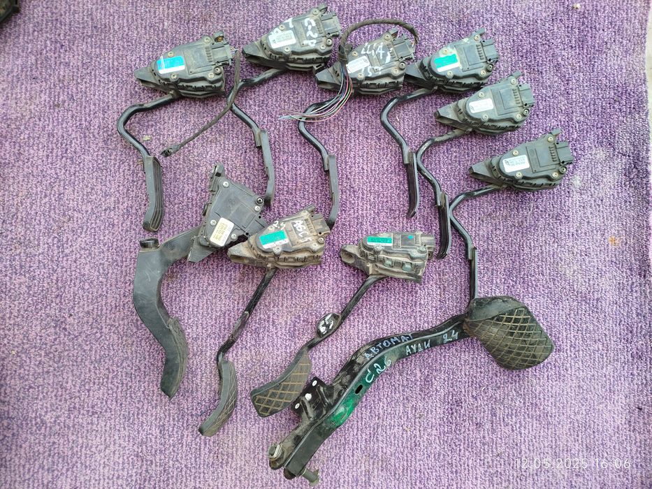 Педали автомобильные