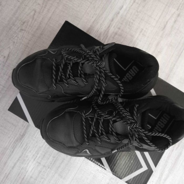 Дамски маратонки FLAIR black URBAN