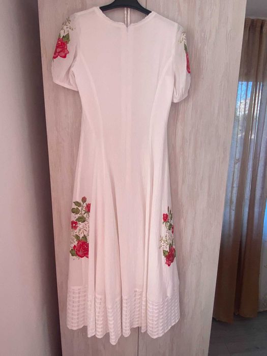 Rochie unicat din colecția LEHEL
