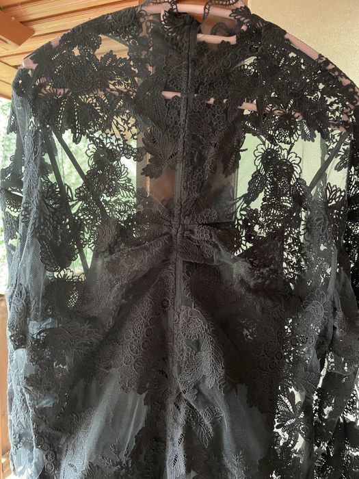 Rochie H&M de dantela, noua cu eticheta