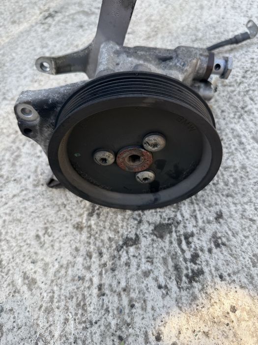 Хидравлична помпа BMW X3 E83 3d/3sd