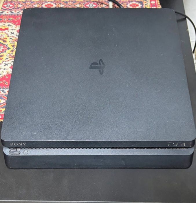 Playstation4 slim
