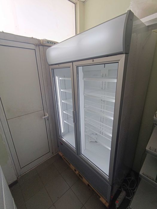 Вертикални хладилни витрини - нови налични на склад