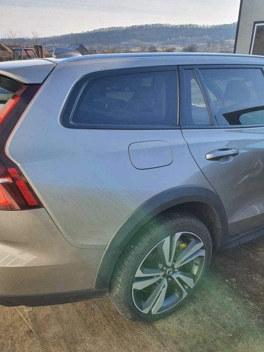 Aripa spate stanga dreapta Volvo V60 Cross Country 2018 2023