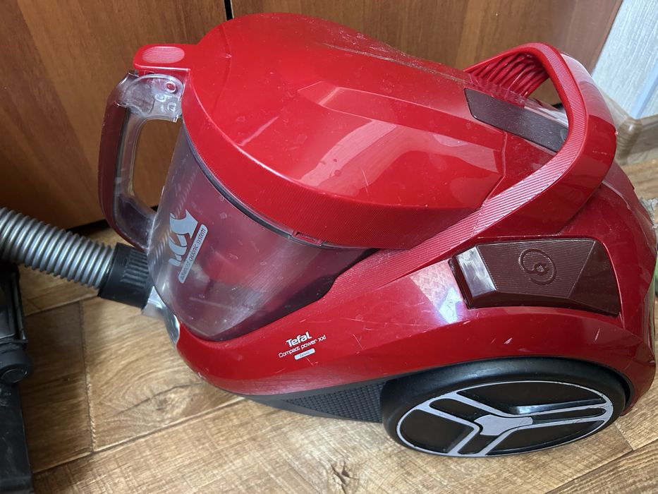 Продаю пылесос тюфал