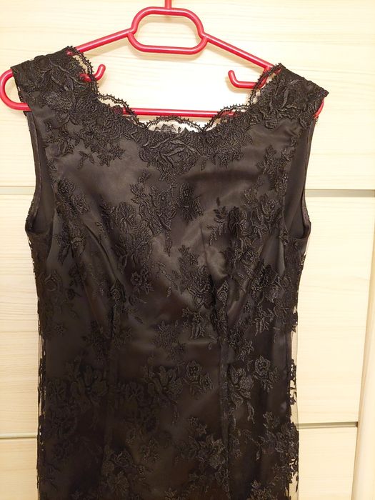 Rochie de seara lucrata manual.
