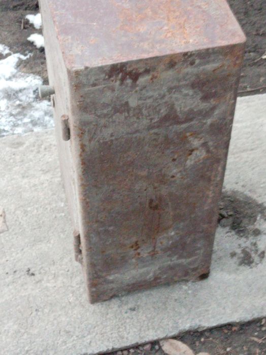 Сейф советский жилезный