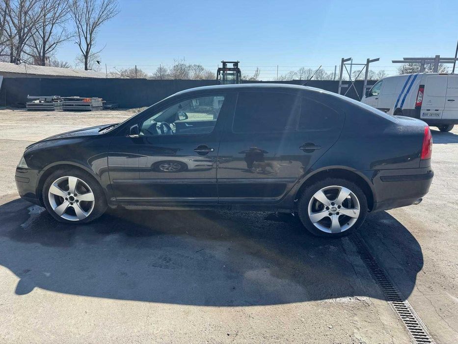 Dezmembrez Skoda Octavia 2006 2.0 benzina Automata