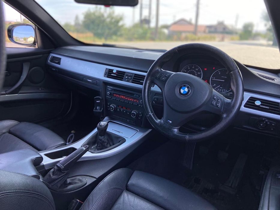 Dezmembrez BMW 320d M-Pack E92 Lci 112.000 Mile,an 2010 M pack led