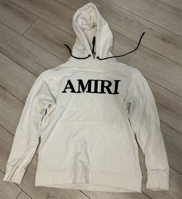 Продавам оригинален суитчър на Амири/ Amiri