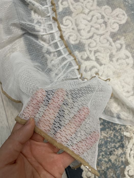 Шторы (у меня на кухне стоял)