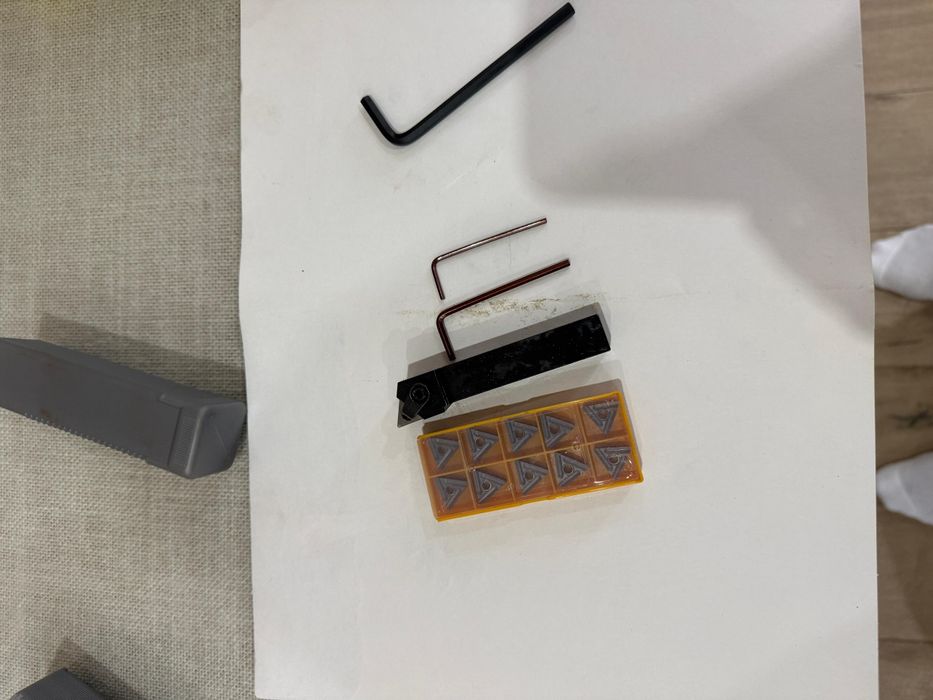 Cutite pentru strung cu placute interschimbabile diferite diametre