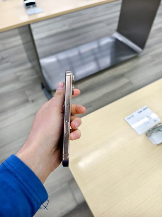 İphone 16 pro 256 eac