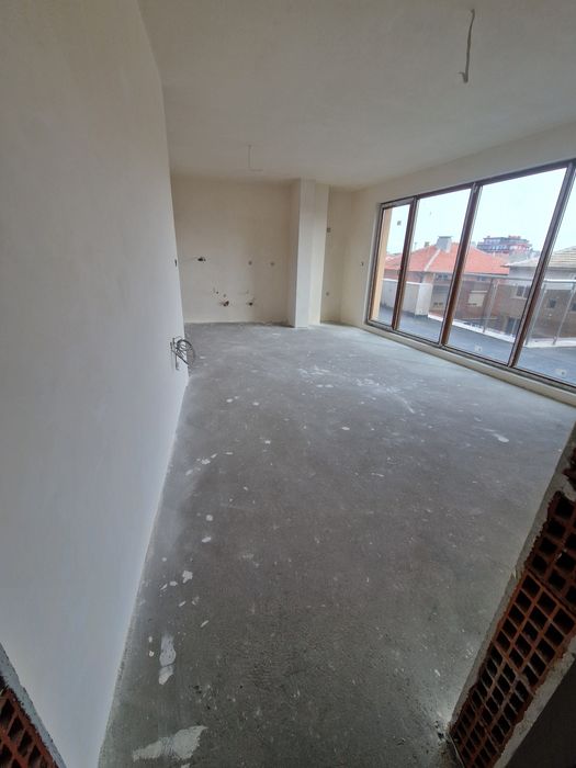 Продава се Тристаен апартамент в Свиленград - 130 кв.м за 1000 €/кв.м - Снимка #4