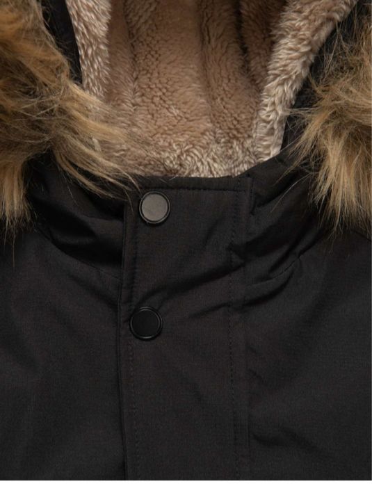 Продам куртку зимнию