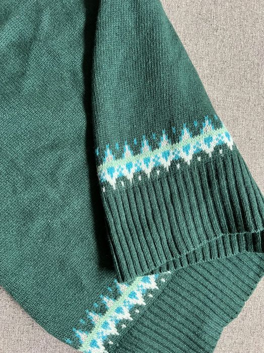 Пуловер Benetton