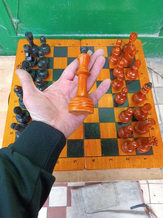 продам большие шахматы
