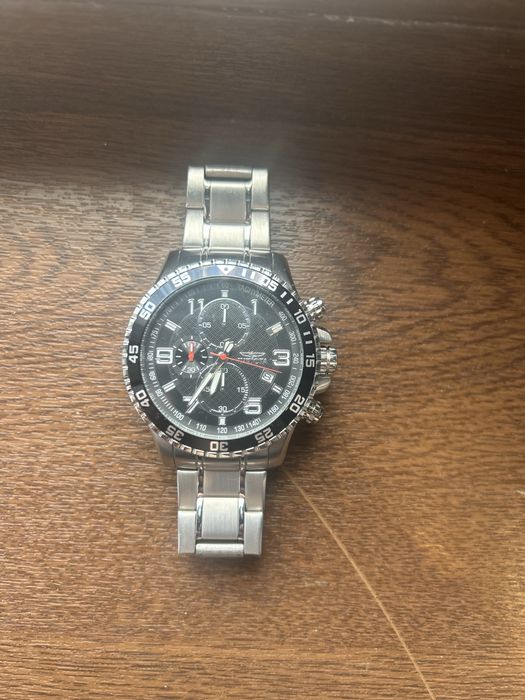 Часовник Invicta
